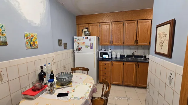 Additional property image - 3460 Keele St Unit 505