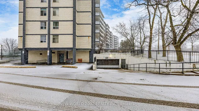 Additional property image - 3460 Keele St Unit 505