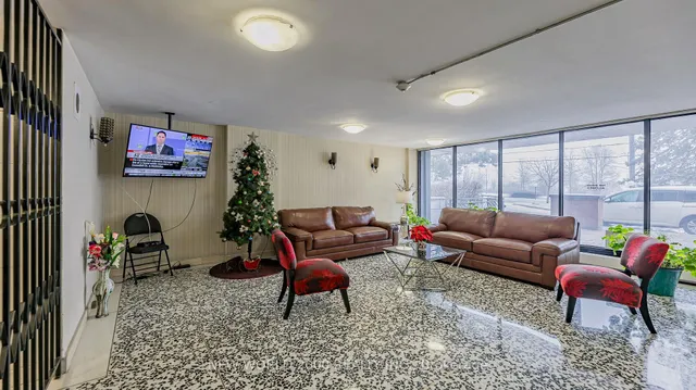 Additional property image - 3460 Keele St Unit 505