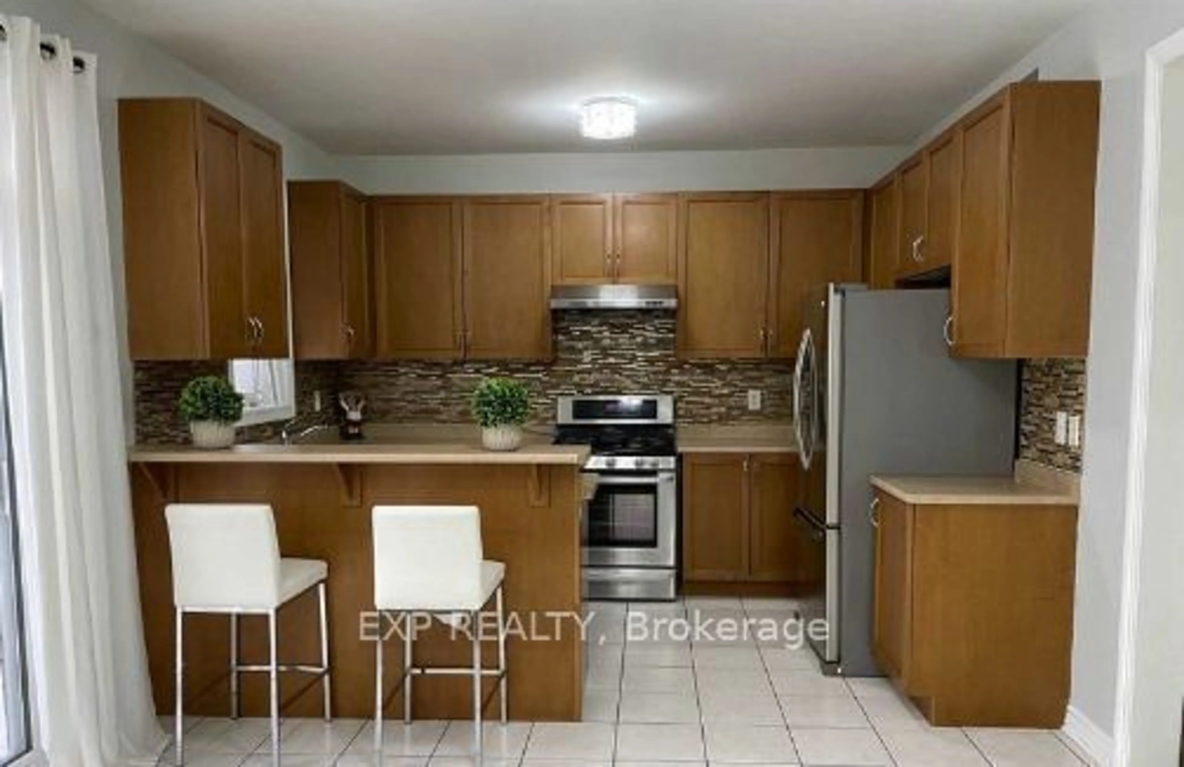 Standard kitchen, ceramic/tile floor for 43 Summitgreen Cres, Brampton Ontario L6R 0T6