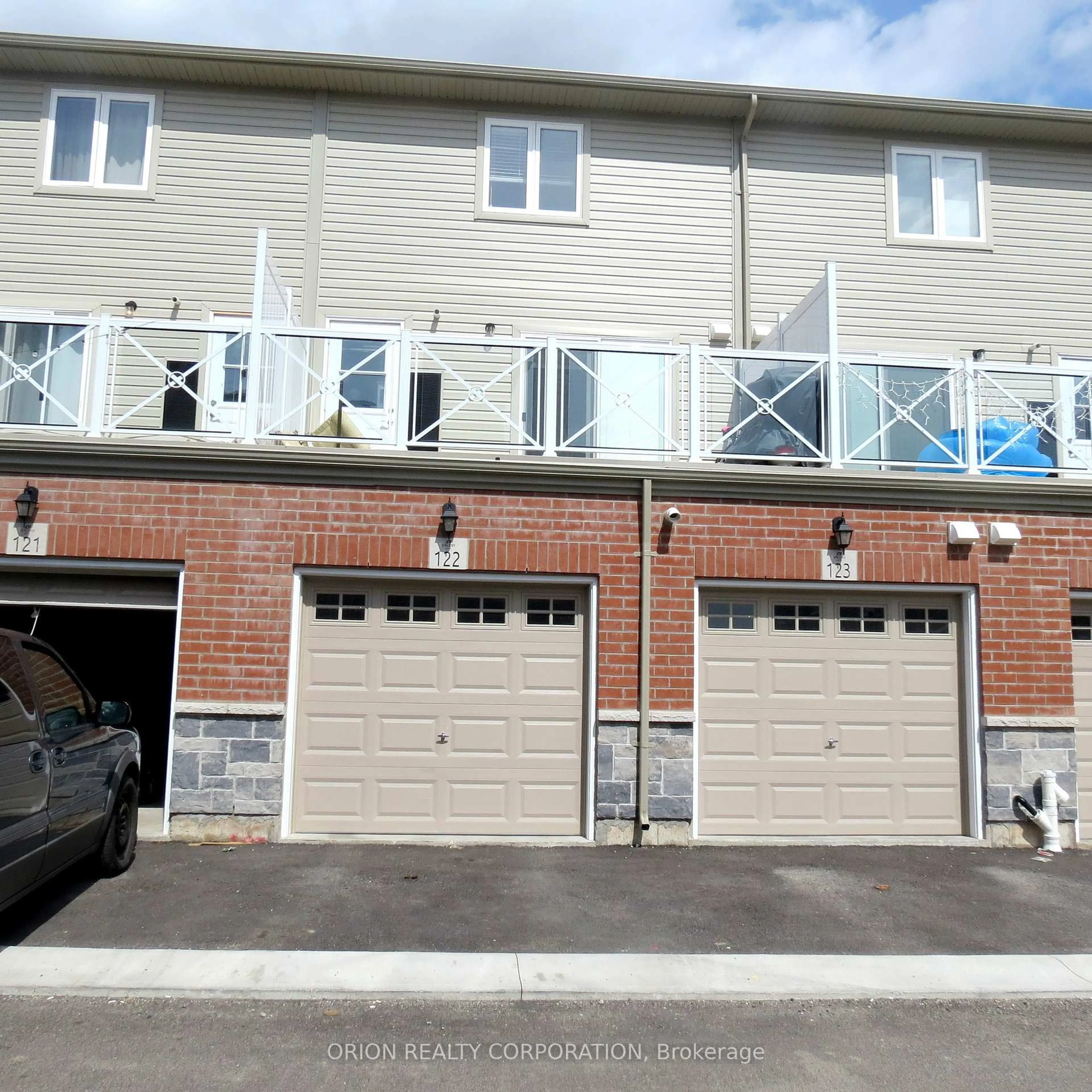 Unknown for 1380 Costigan Rd #122, Milton Ontario L9T 0Y8