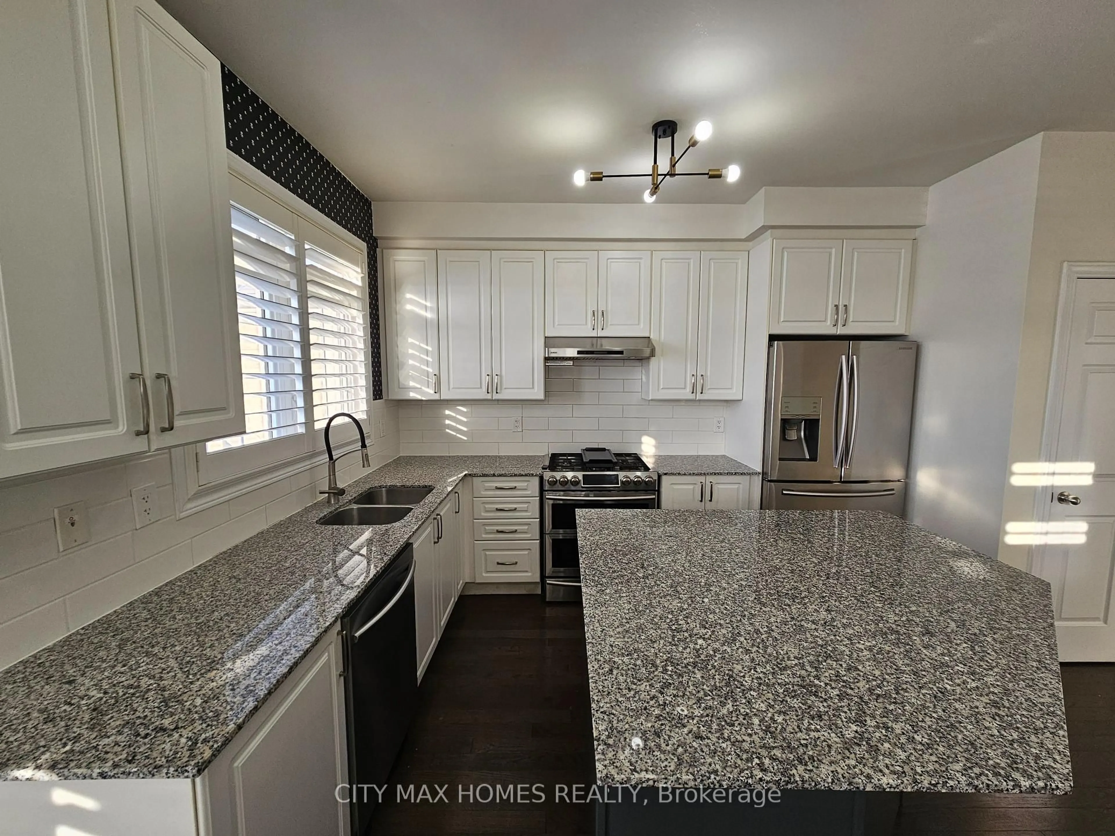 Open concept kitchen, ceramic/tile floor for 36 Rockman Cres, Brampton Ontario L7A 4A7