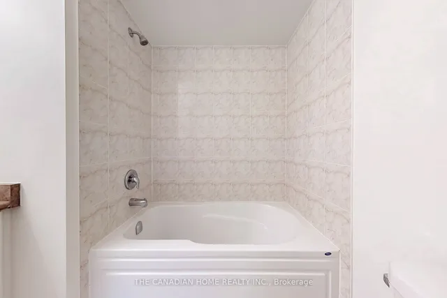 Additional property image - 10 Rockbrook Tr