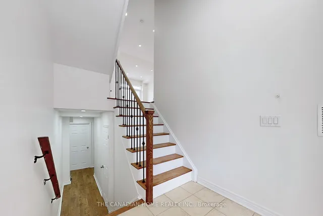 Additional property image - 10 Rockbrook Tr