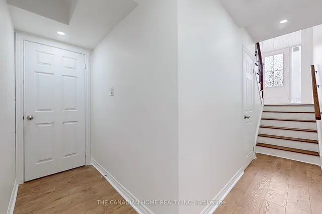 Additional property image - 10 Rockbrook Tr
