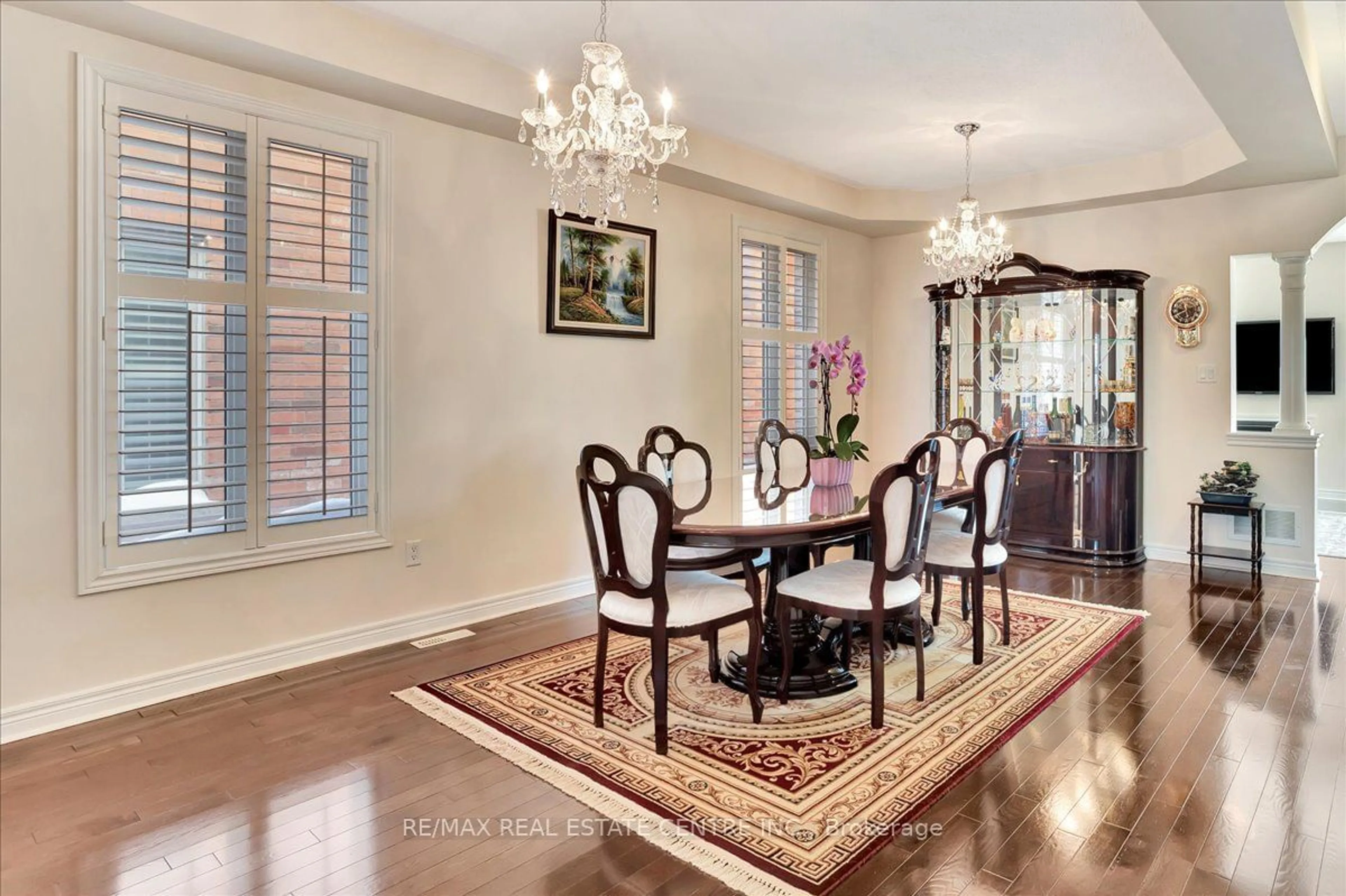 Dining room, unknown for 244 Quinlan Crt, Milton Ontario L9T 7A2