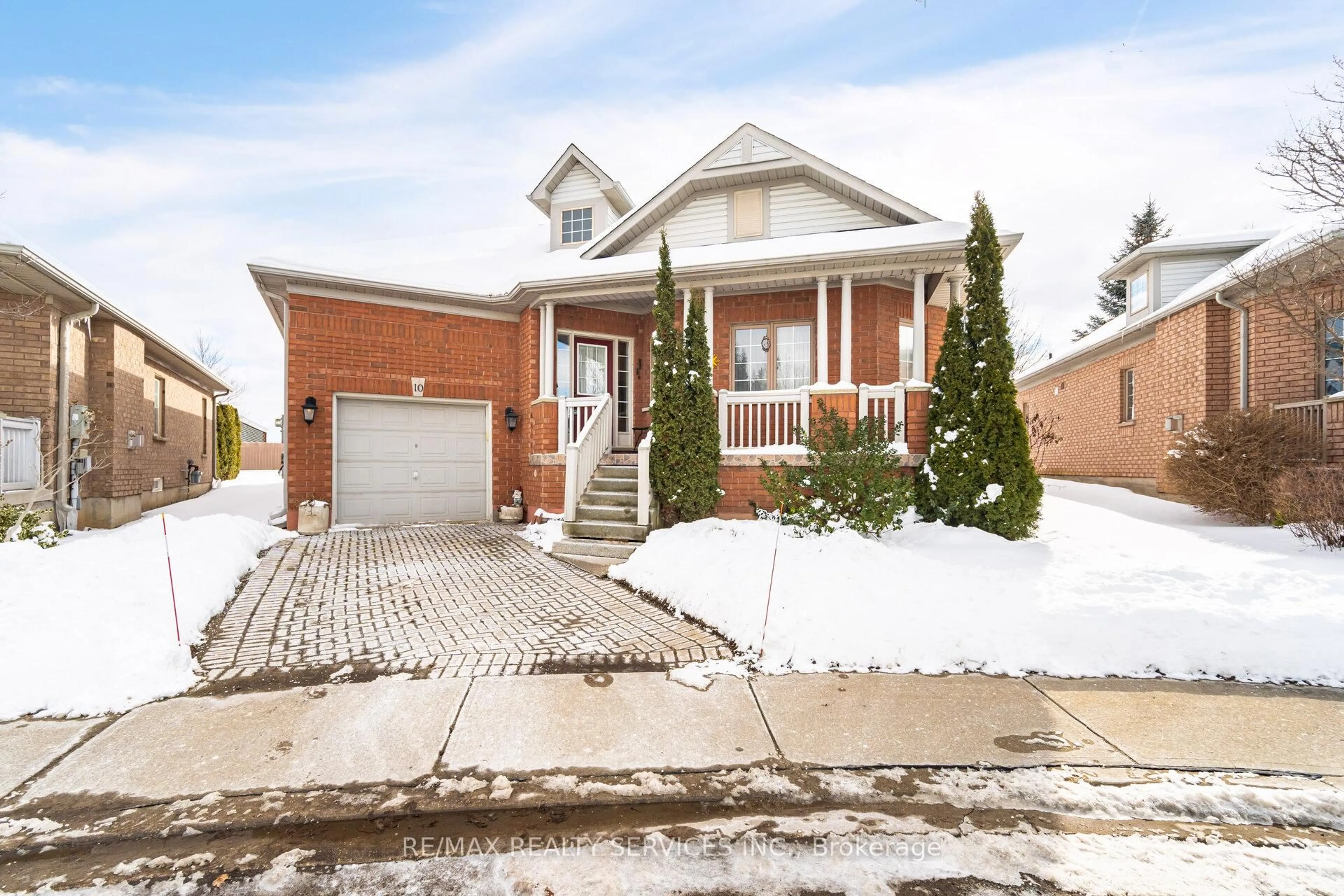 Home with brick exterior material, street for 10 Orchard Park Gate, Brampton Ontario L6R 1W5