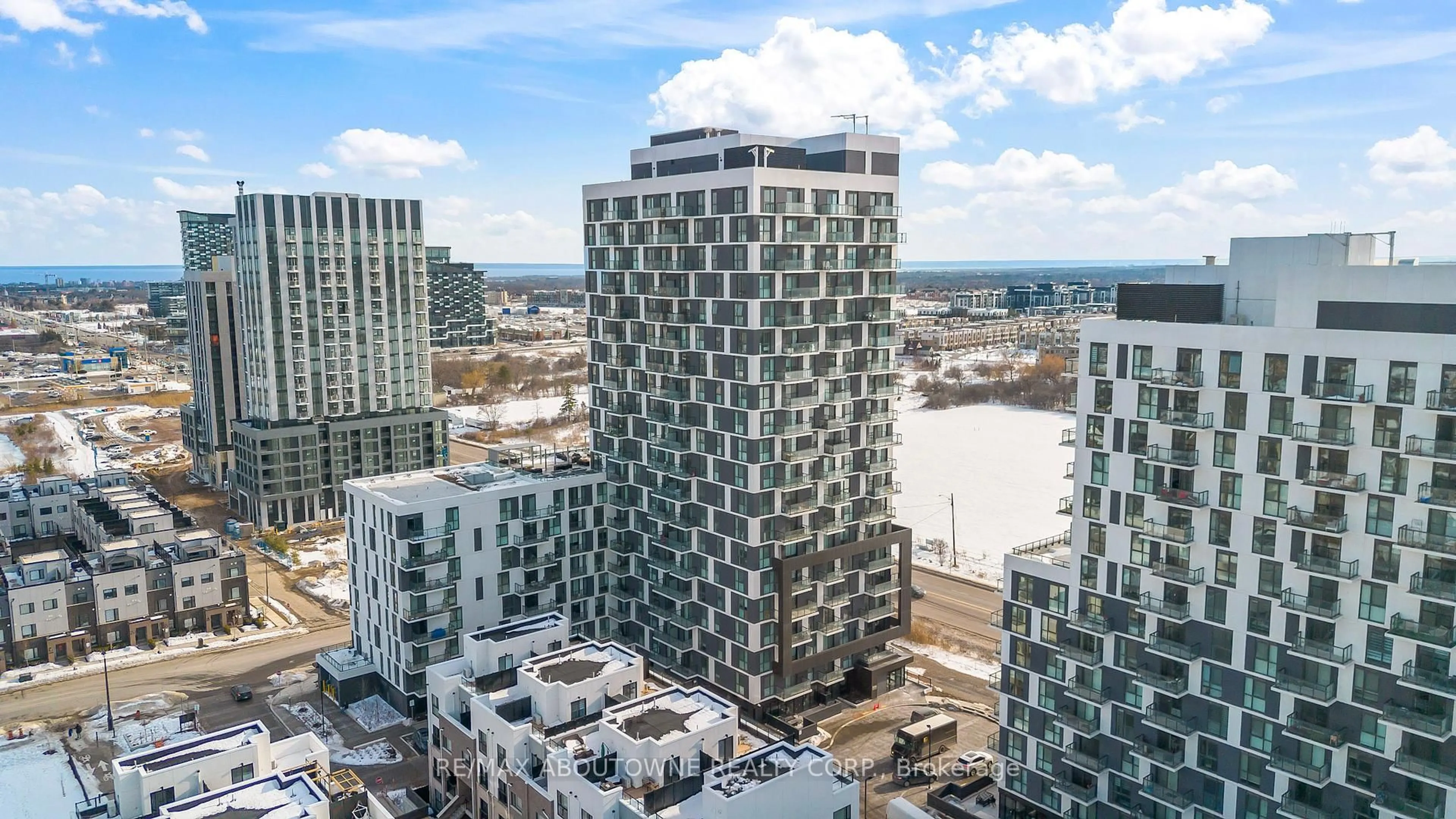 A pic from outside/outdoor area/front of a property/back of a property/a pic from drone, city buildings view from balcony for 335 Wheat Boom Dr #618, Oakville Ontario L6H 7Y1