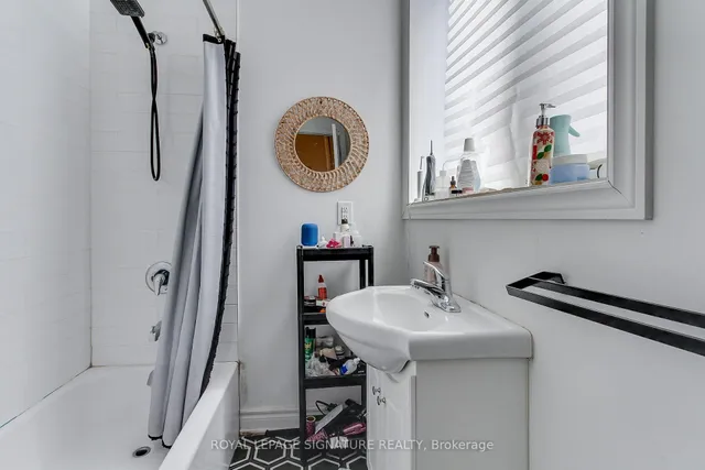 Additional property image - 1267 King St