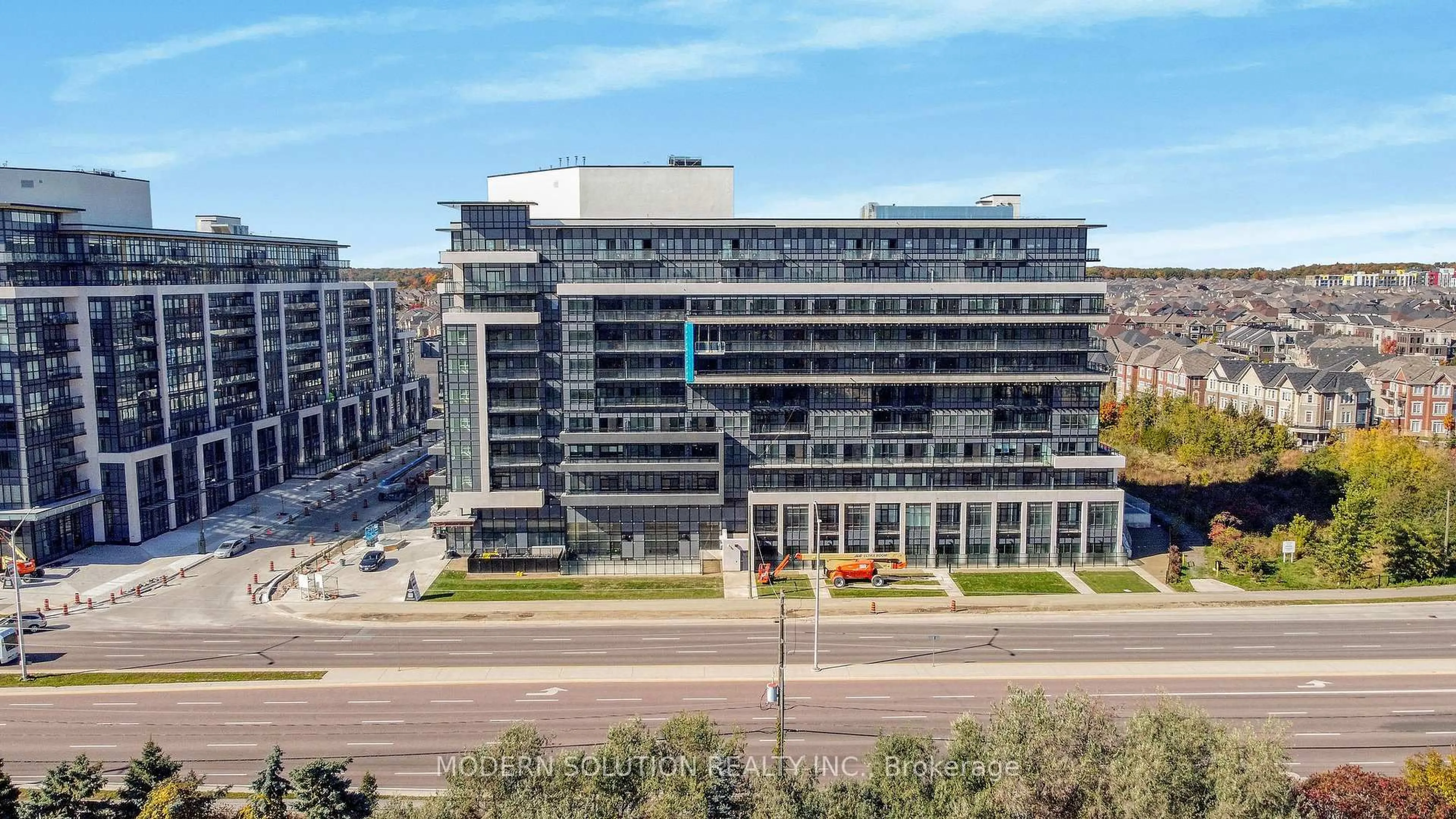 Unknown for 395 Dundas St #501, Oakville Ontario L6M 4M2