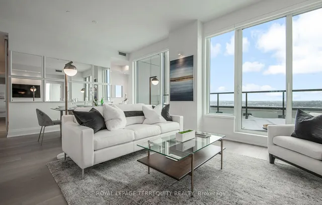 Additional property image - 1928 Lakeshore Blvd Unit Ph01w