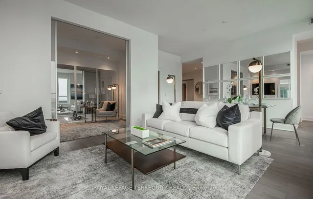 Additional property image - 1928 Lakeshore Blvd Unit Ph01w