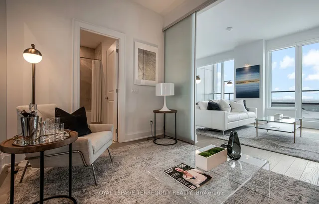 Additional property image - 1928 Lakeshore Blvd Unit Ph01w
