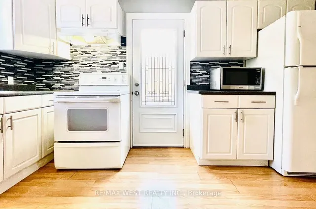 Additional property image - 18 Brock Ave