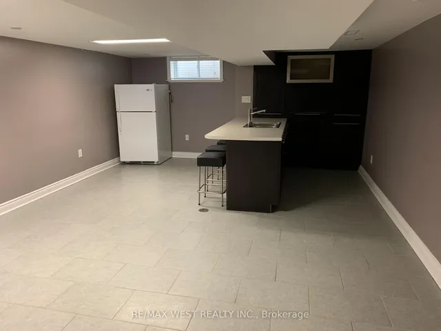 Additional property image - 18 Brock Ave