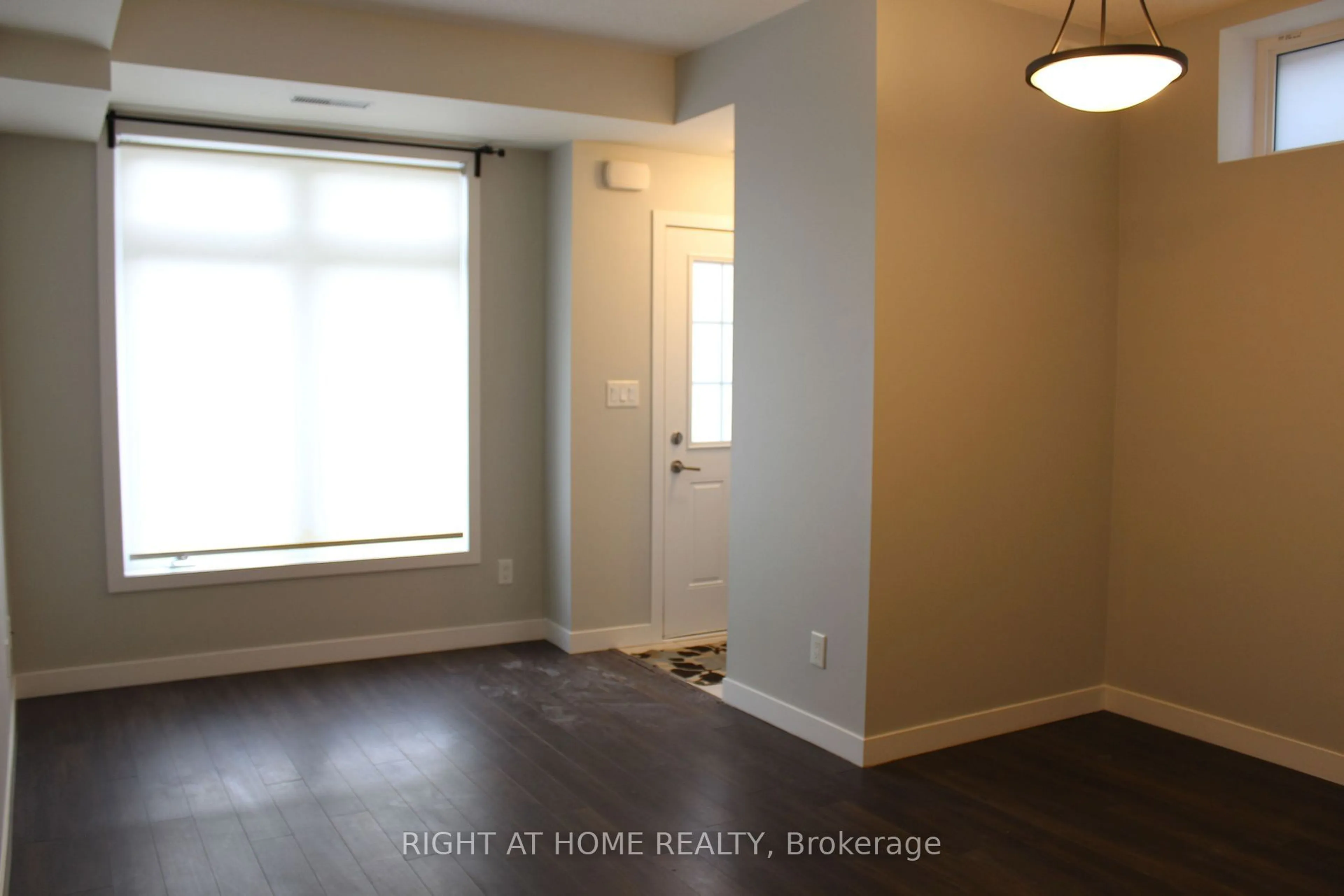 A pic of a room for 6 Bicknell Ave #17, Toronto Ontario M6M 4G3