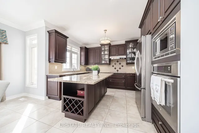Additional property image - 10 Agincourt Circ