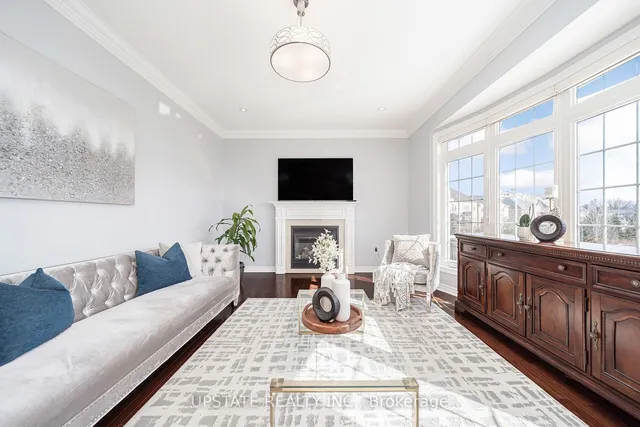 Additional property image - 10 Agincourt Circ