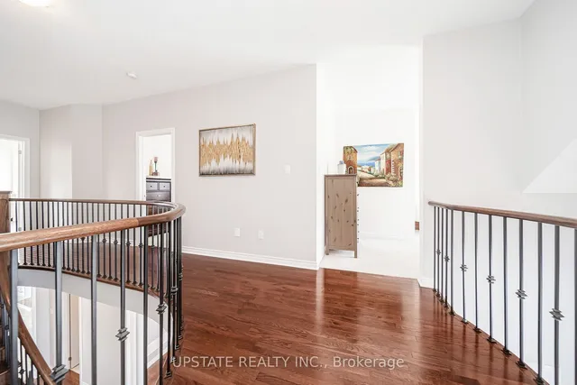 Additional property image - 10 Agincourt Circ