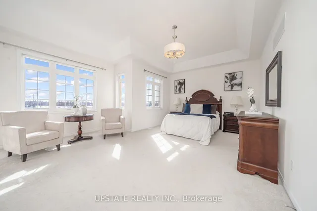 Additional property image - 10 Agincourt Circ