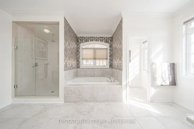 Additional property image - 10 Agincourt Circ
