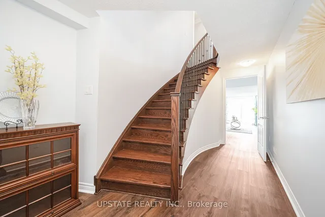 Additional property image - 10 Agincourt Circ