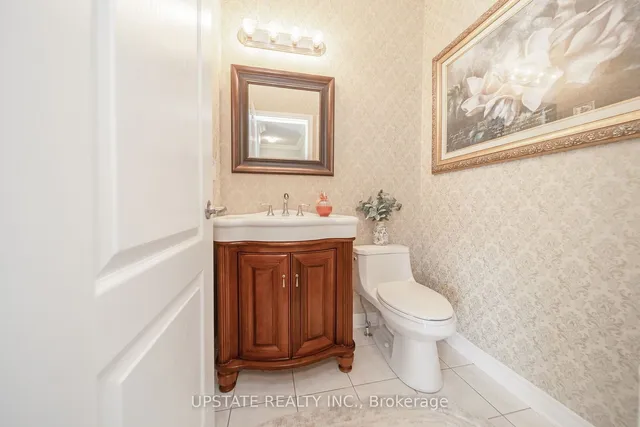 Additional property image - 10 Agincourt Circ