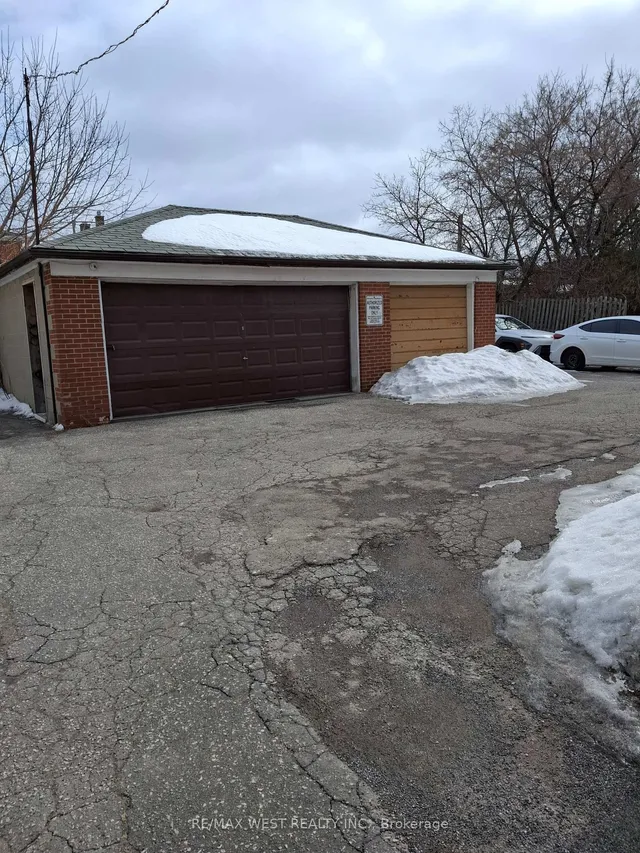 Additional property image - 2607-2609 Keele St