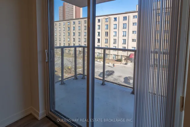 Additional property image - 816 Lansdowne Ave Unit 307