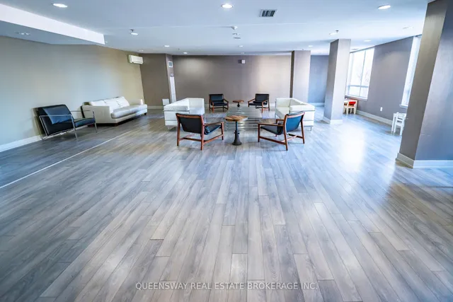 Additional property image - 816 Lansdowne Ave Unit 307