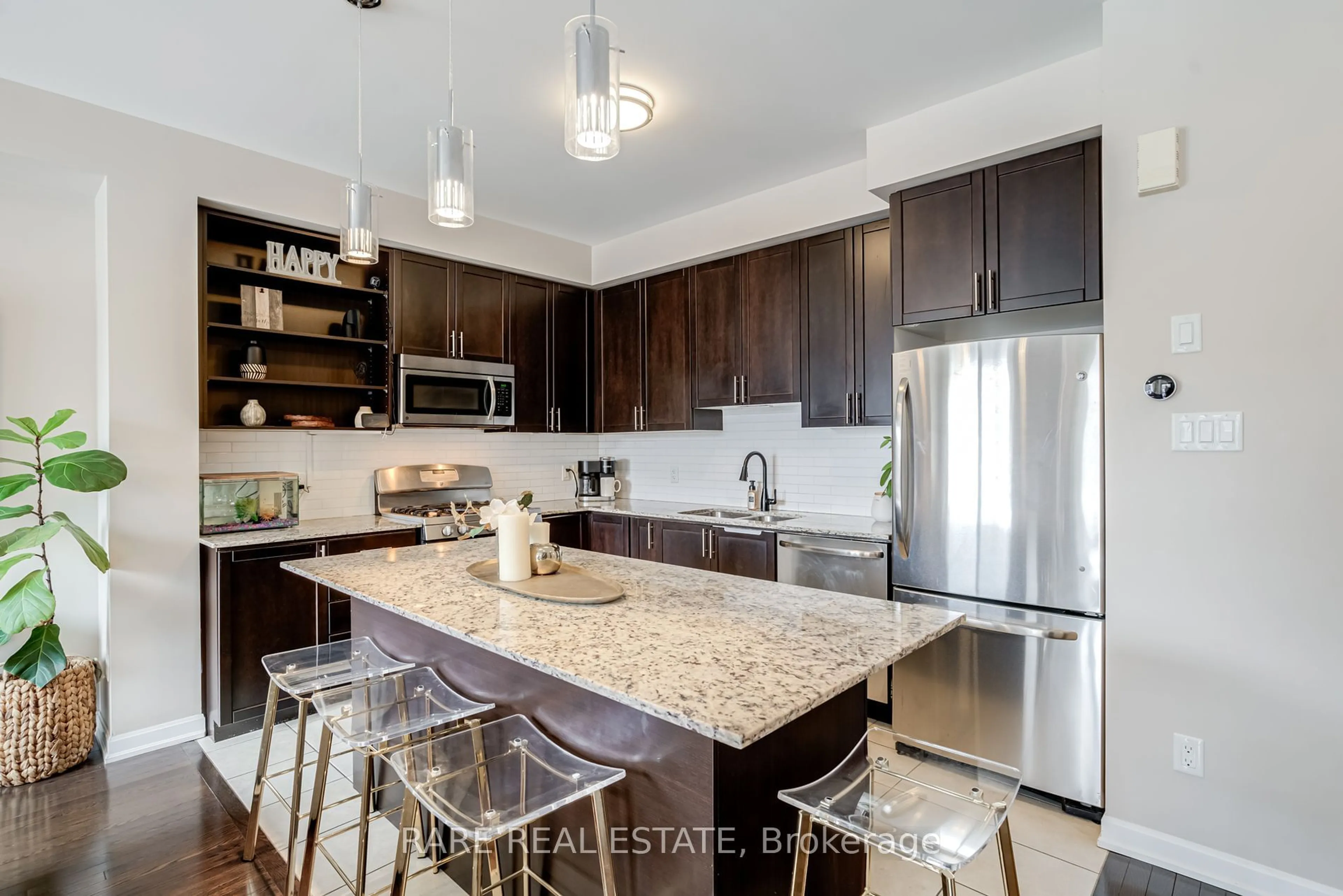 Open concept kitchen, unknown for 165 Hampshire Way #144, Milton Ontario L9T 8M7