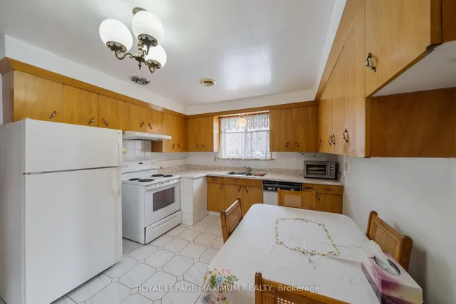 Additional property image - 28 Madron Cres