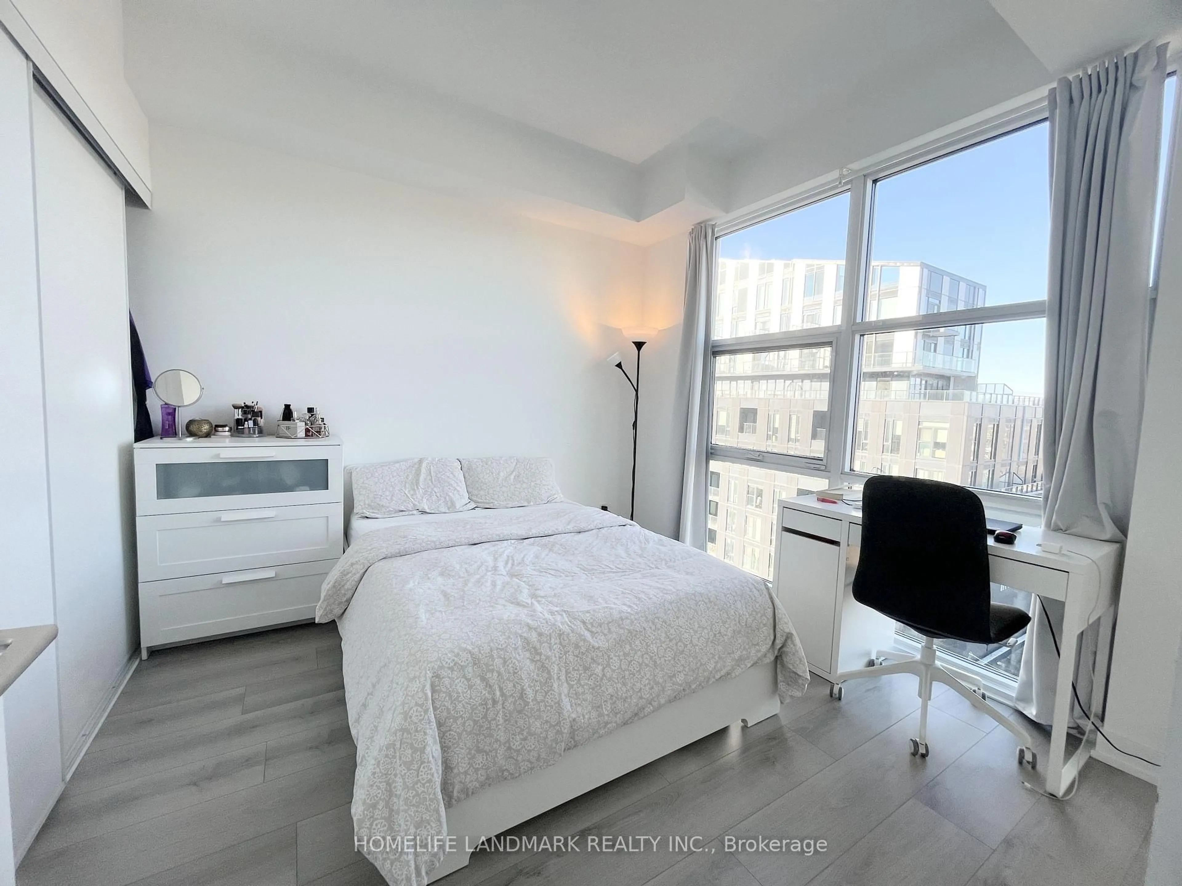 A pic of a room for 1787 St Clair Ave #814, Toronto Ontario M6N 0B7