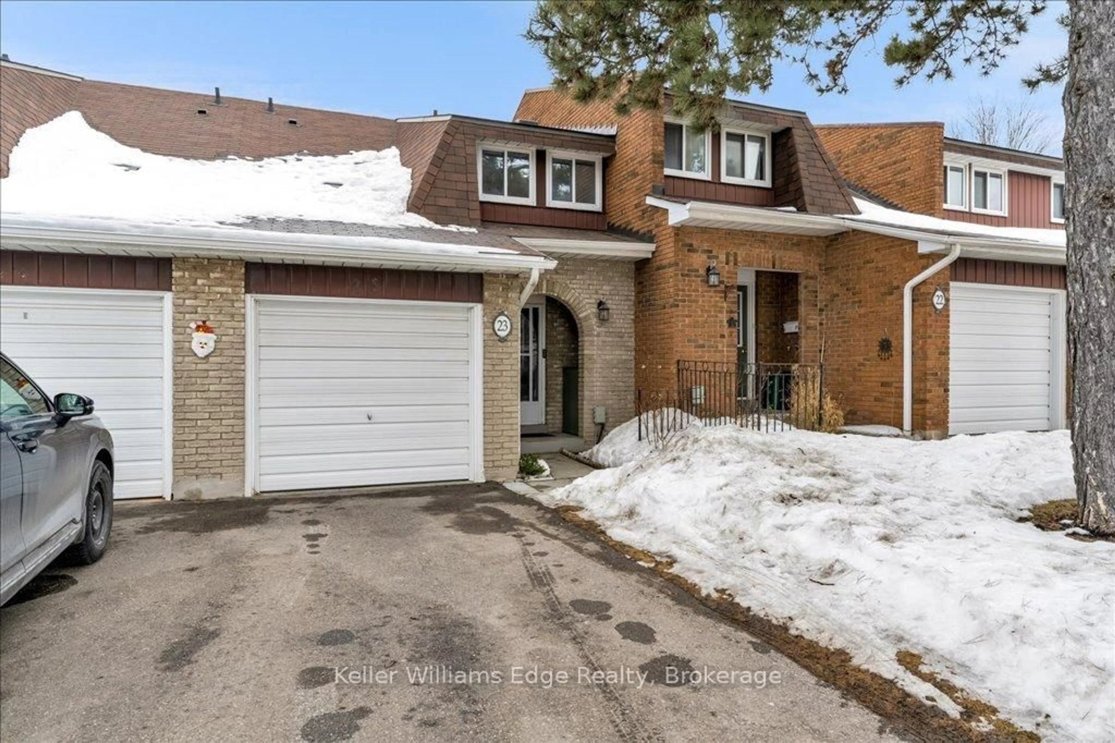 Unknown for 3350 Hornbeam Cres #23, Mississauga Ontario L5L 3Z7