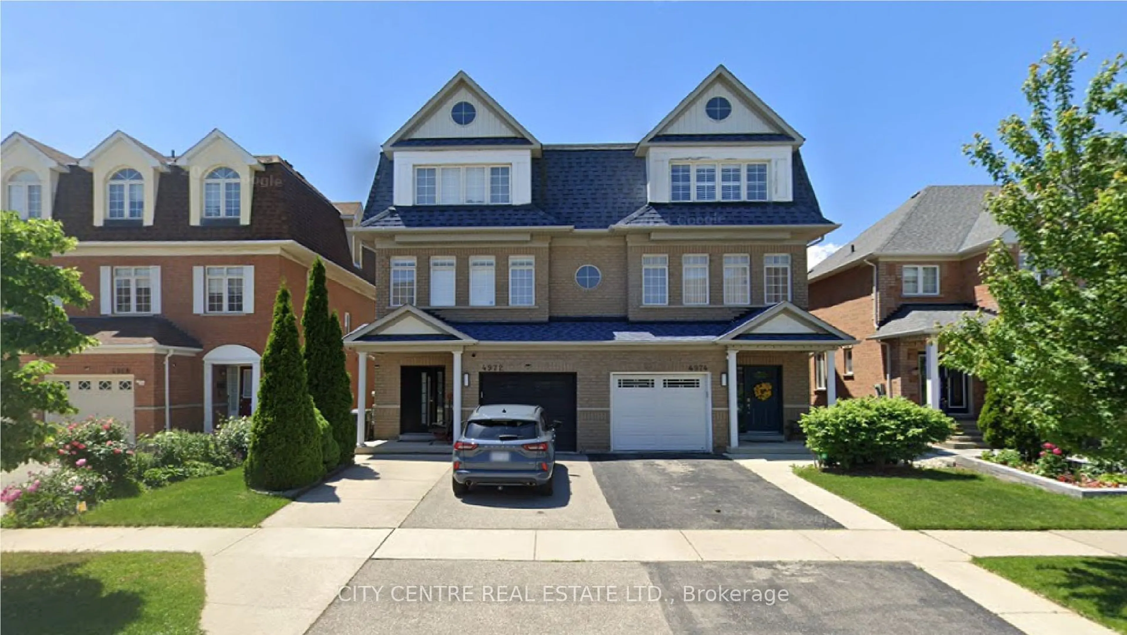 Home with brick exterior material, street for 4972 Southampton Dr, Mississauga Ontario L5M 7P9