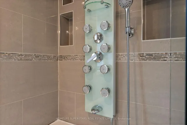Additional property image - 5 Aldgate Ave