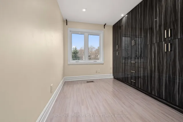 Additional property image - 5 Aldgate Ave