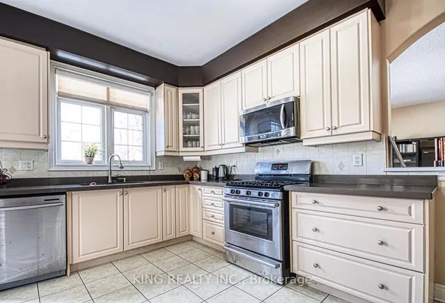 Additional property image - 3 Xavier Crt