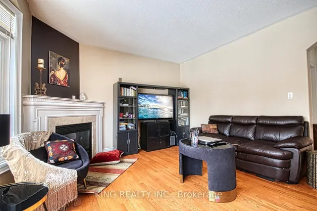 Additional property image - 3 Xavier Crt