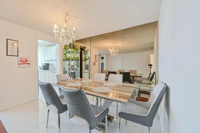 Additional property image - 18 Knightsbridge Rd Unit 2311