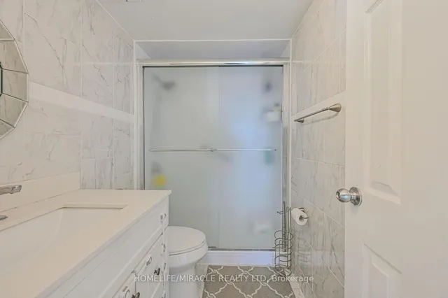 Additional property image - 18 Knightsbridge Rd Unit 2311