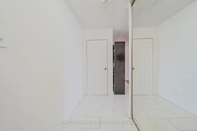 Additional property image - 18 Knightsbridge Rd Unit 2311