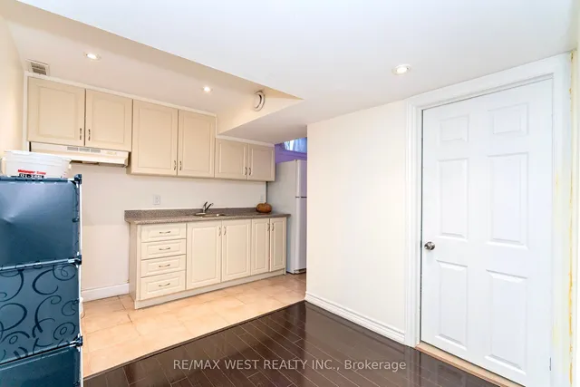 Additional property image - 83 Ridgemore Cres