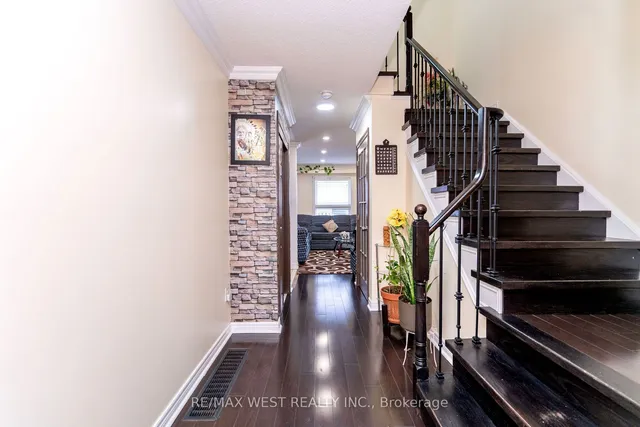 Additional property image - 83 Ridgemore Cres