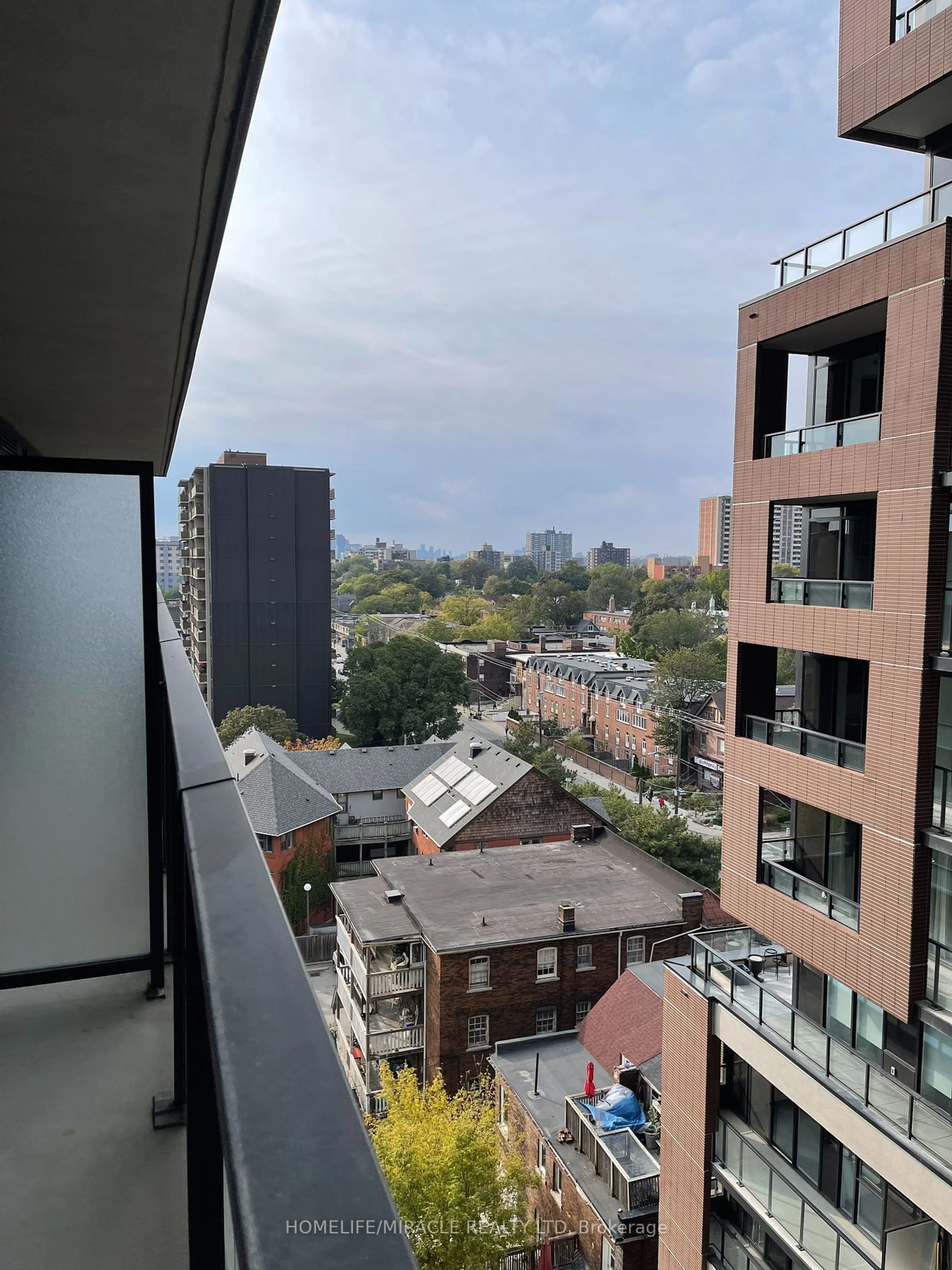 Balcony in the apartment, city buildings view from balcony for 270 Dufferin St #811, Toronto Ontario M6K 0H8