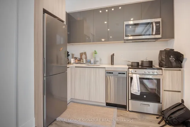 Additional property image - 3100 Keele St Unit 1214