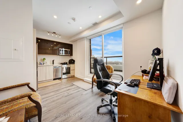 Additional property image - 3100 Keele St Unit 1214