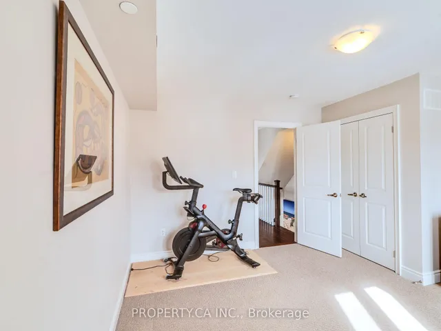 Additional property image - 3883B Bloor St