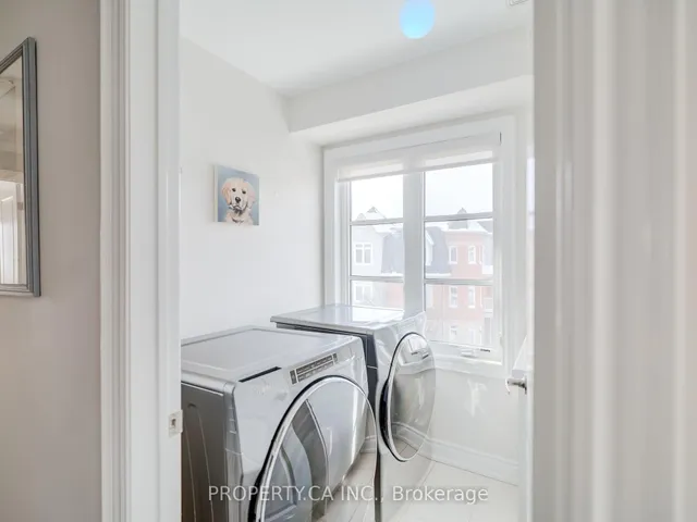 Additional property image - 3883B Bloor St