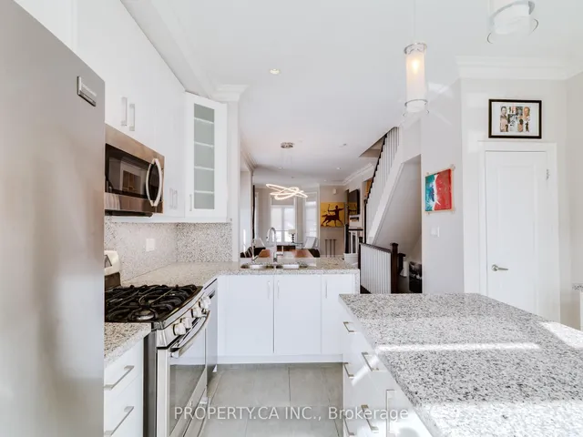 Additional property image - 3883B Bloor St